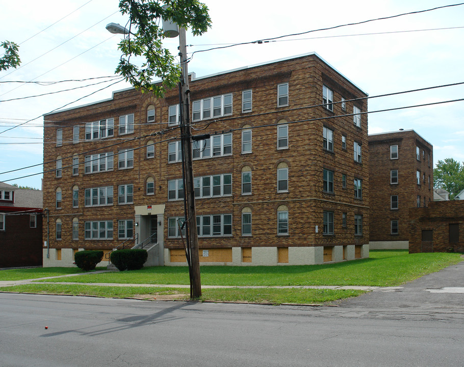 The Huntley in Syracuse, NY - Building Photo