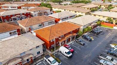 11027 W Okeechobee Rd in Hialeah Gardens, FL - Building Photo - Building Photo