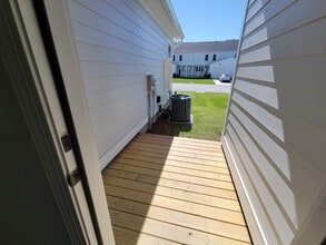 3905 Harkers Way in New Bern, NC - Building Photo - Building Photo