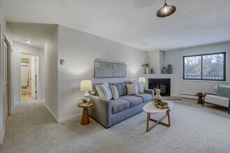 7601 W 101st St, Unit 216 in Minneapolis, MN - Building Photo - Building Photo