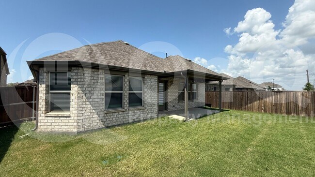 6212 Painswick Dr in Aubrey, TX - Building Photo - Building Photo