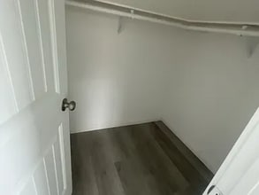 1054 N F St in Perris, CA - Foto de edificio - Building Photo