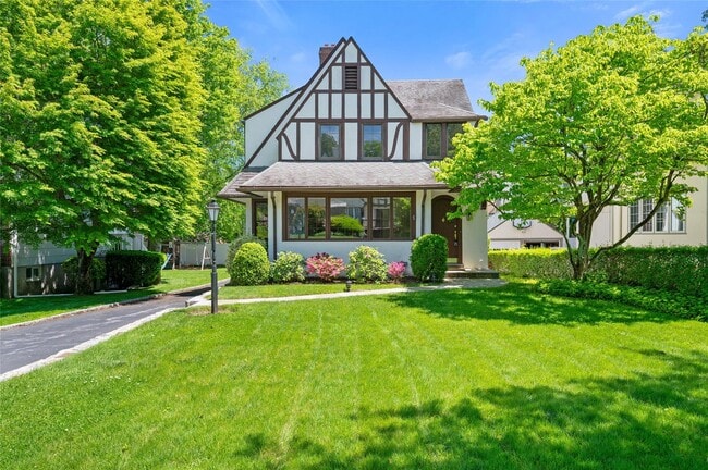 property at 44 Hamilton Rd