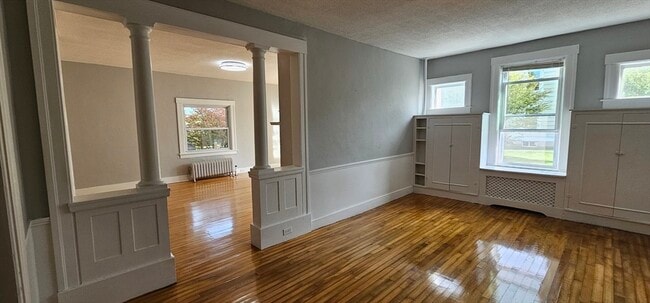 property at 27 High St
