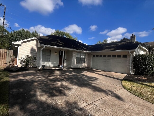 15658 Pebble Lake Dr in Houston, TX - Building Photo - Building Photo