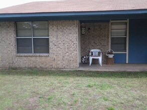 700 W Broad St in Linden, TX - Building Photo - Building Photo