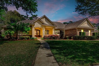 9007 Rushing River Way in Niceville, FL - Building Photo - Building Photo