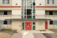 Piazza Navona Condo in Austin, TX - Foto de edificio - Building Photo