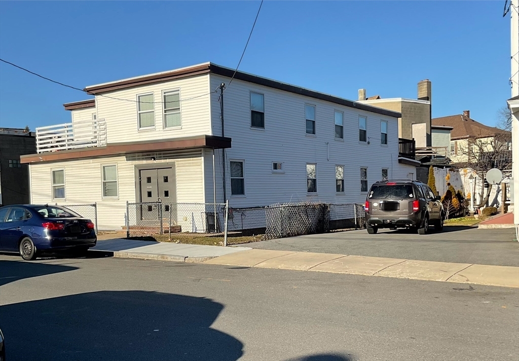 12 Harvard St-Unit -2 in Winthrop, MA - Foto de edificio