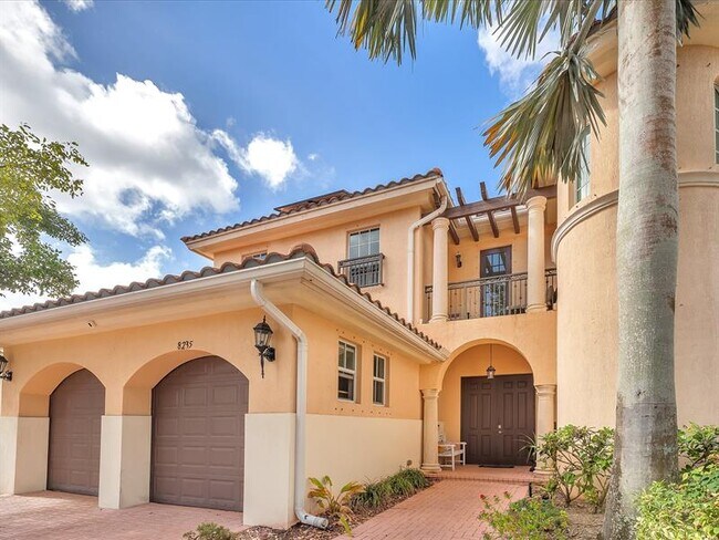 8235 NW 105th Ln in Parkland, FL - Building Photo - Building Photo