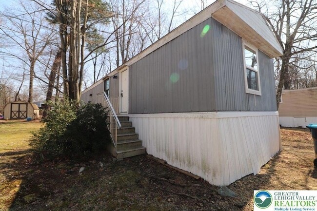 238 Birchwood Ln in Saylorsburg, PA - Foto de edificio - Building Photo