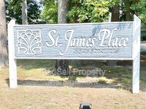 12750 St George St in Newport News, VA - Building Photo - Building Photo