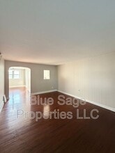 902 Maple Ave in Glenolden, PA - Building Photo - Building Photo