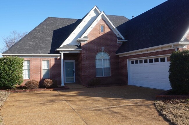5144 Jon Oak Dr in Arlington, TN - Building Photo - Building Photo