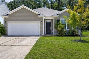 216 Sarcoxie Rd in Moncks Corner, SC - Building Photo