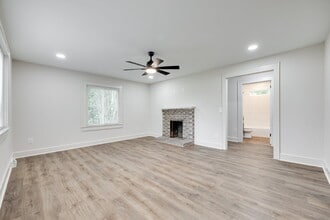 3113 NC-218 in Unionville, NC - Building Photo - Building Photo