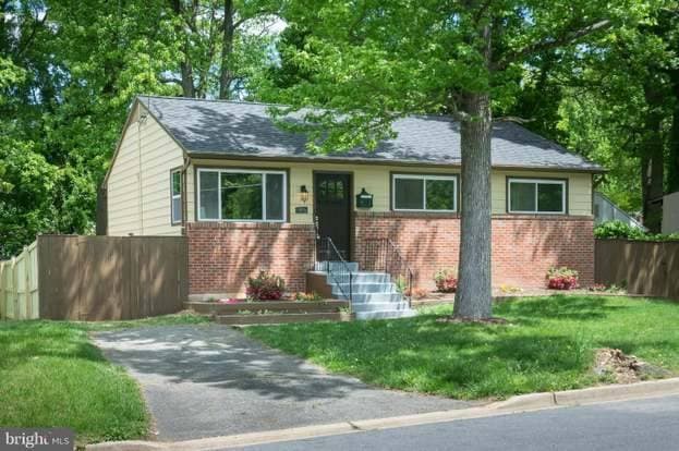 5804 Berwyn Rd in Berwyn Heights, MD - Building Photo