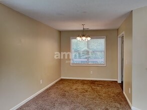 1021 Whispering Woods Dr in Canton, GA - Building Photo - Building Photo