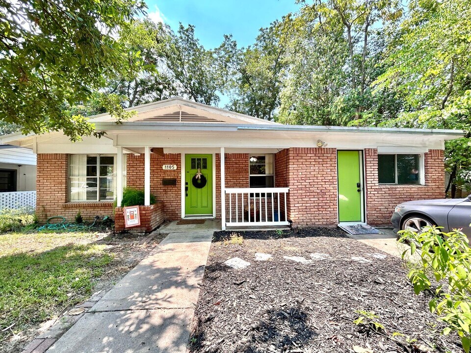 1105 Alegria Rd in Austin, TX - Building Photo