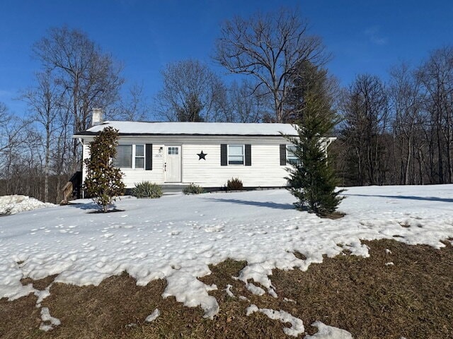 3574 Howellsville Rd in Front Royal, VA - Building Photo - Building Photo