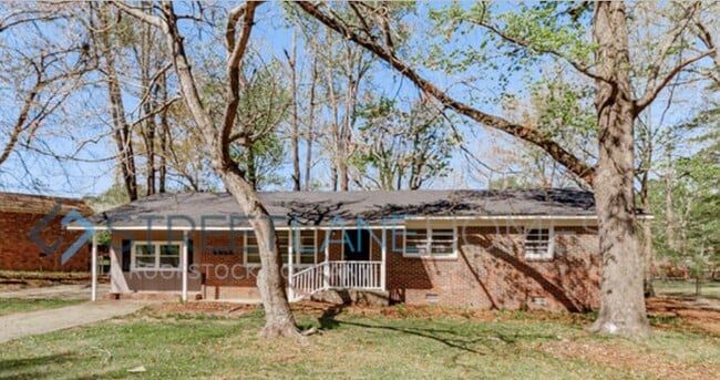 property at 2522 Willis Ct