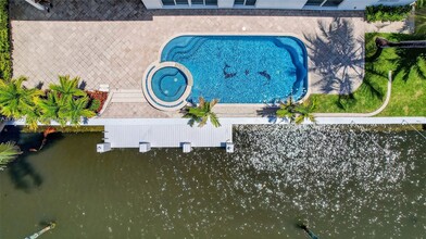 2816 NE 24th Pl in Fort Lauderdale, FL - Building Photo - Building Photo