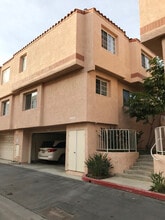 3101 Plaza del Amo, Unit 74 in Torrance, CA - Foto de edificio - Building Photo