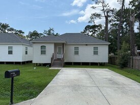 57415 Oak Ave in Slidell, LA - Building Photo