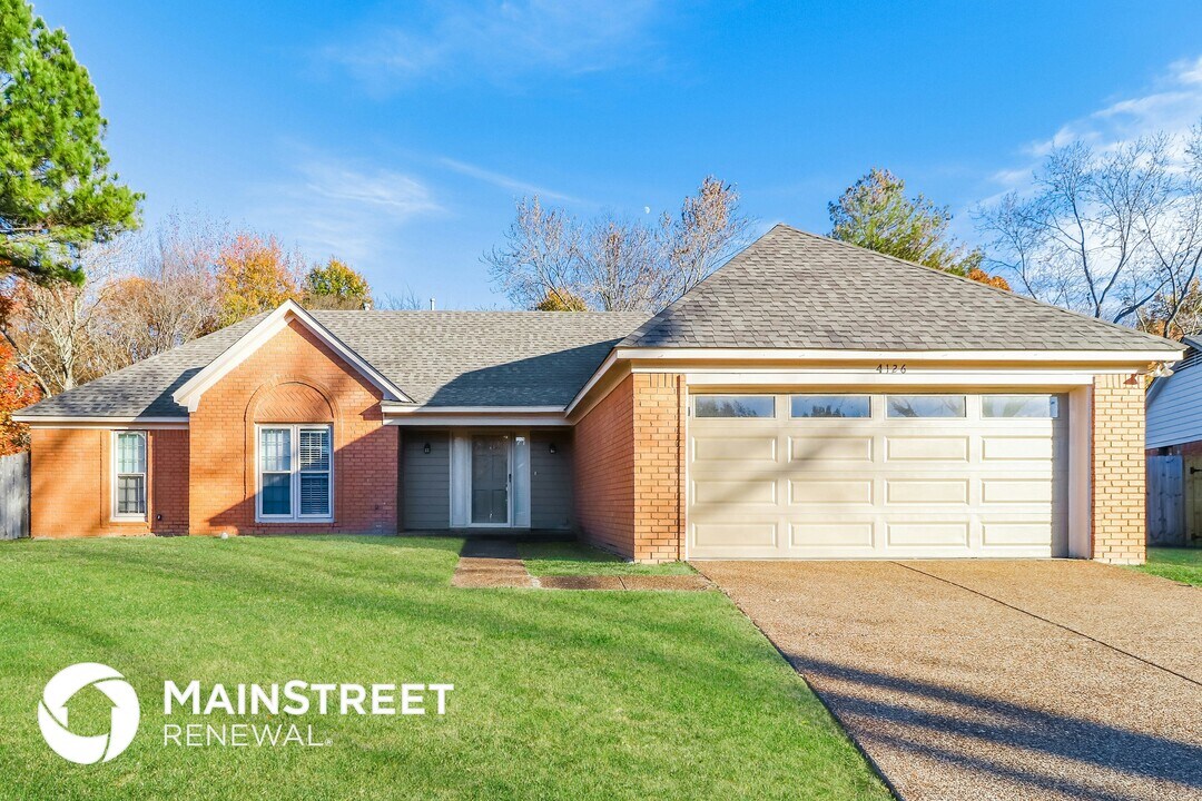 4126 Barnstable Cove in Memphis, TN - Building Photo