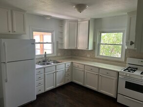 3924 N Cass Ave in Westmont, IL - Building Photo - Building Photo