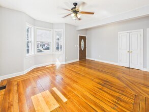 1040 Hyde Park Ave in Boston, MA - Building Photo - Building Photo