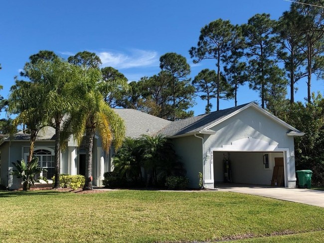 3271 SW Fillmore St in Port St. Lucie, FL - Building Photo - Building Photo