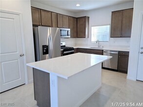 398 Moonlight Opera Ct in Henderson, NV - Building Photo - Building Photo