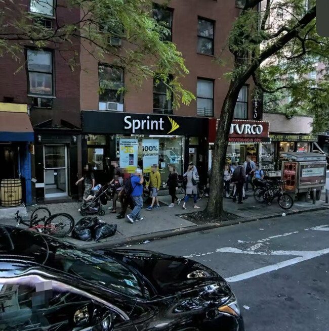 606 Ninth Avenue in New York, NY - Building Photo - Primary Photo