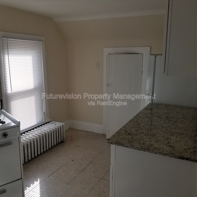 340 Marble St in Joliet, IL - Building Photo - Building Photo