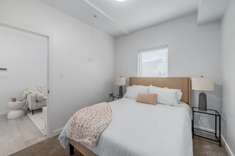 Franklin West in Cleveland, OH - Foto de edificio - Interior Photo