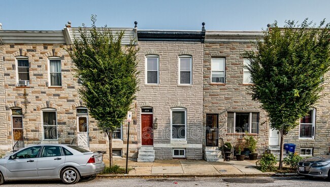 3210 E Fairmount Ave in Baltimore, MD - Building Photo - Building Photo