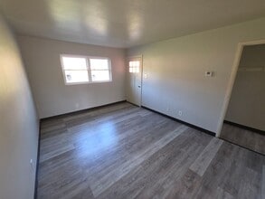 Grace Valley Apartments in North Versailles, PA - Building Photo - Building Photo