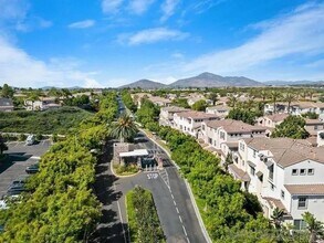 1278 Fools Gold Way, Unit 2 in Chula Vista, CA - Building Photo - Building Photo