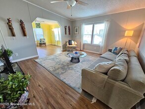 135 Blue Jay Ln in Merritt Island, FL - Building Photo - Building Photo