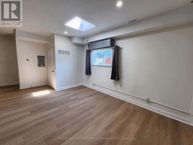 property at 998 Bloor St W