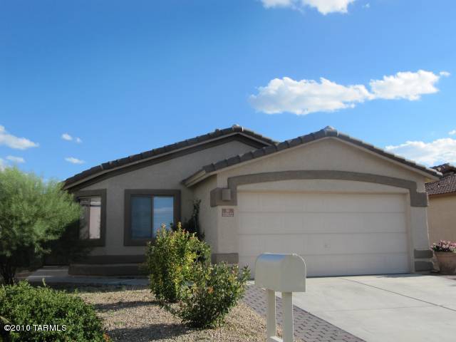 property at 12822 E Red Iron Trail