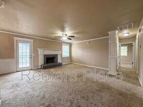 930 W Lansing St in Broken Arrow, OK - Building Photo - Building Photo