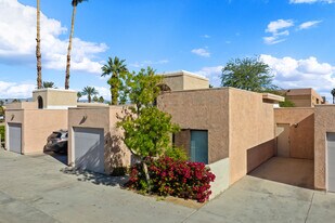 73625-73665 Fred Waring Dr in Palm Desert, CA - Building Photo