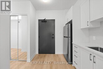 3600 Brian Coburn Blvd. in Ottawa, ON - Building Photo - Building Photo