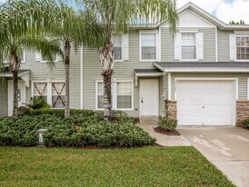 13125 Thoroughbred Loop in Largo, FL - Building Photo