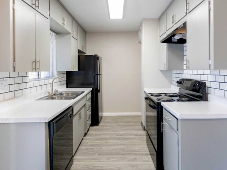 The Lennox Apartments in Spokane, WA - Building Photo