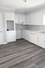 547 Holly Dr in Baldwyn, MS - Building Photo - Building Photo