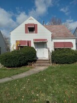 14519 Tokay Ave in Maple Heights, OH - Building Photo