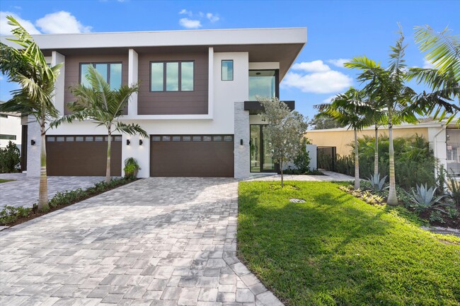 4 Eastview Ave in Delray Beach, FL - Building Photo - Building Photo